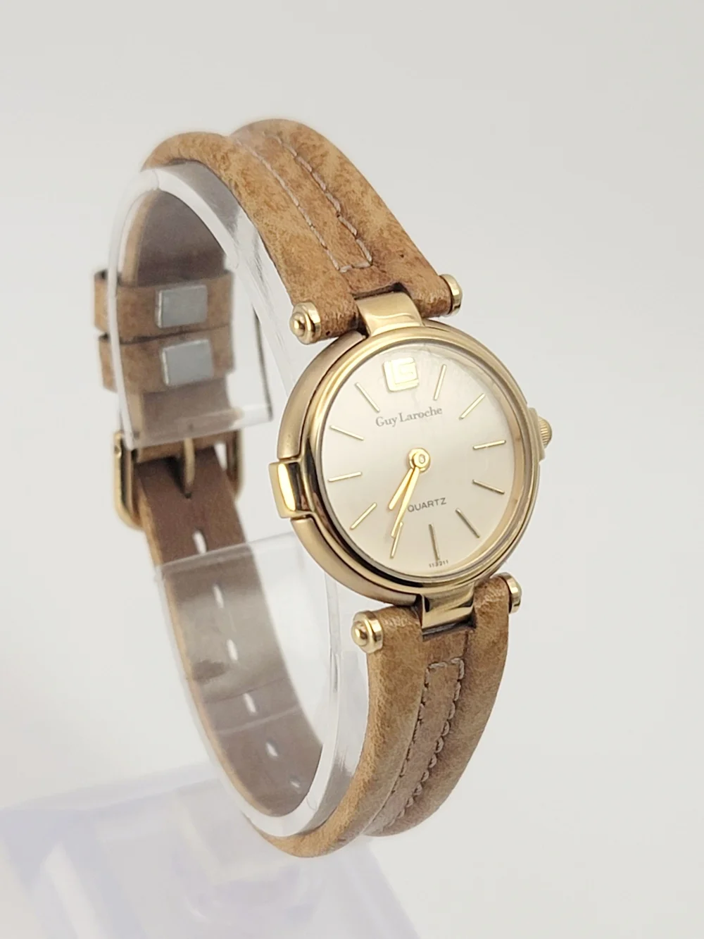 Vintage Guy Laroche Women's Watch 113211 115-2079 Gold Tone Quartz